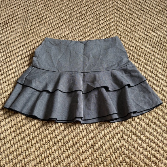HeartSoul Dresses & Skirts - Heart soul Herringbone Gray Ruffled Mini Skirt Size Small S or 3 Academia Siren